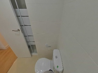Vivienda en C/ Guell - Girona - 23