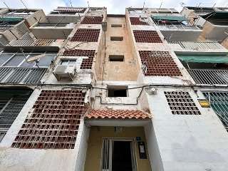 Piso en venta en Alicante de 50  m²