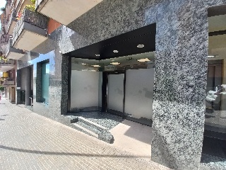 Local en C/ Carles Riba, Granollers (Barcelona) 4