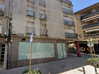 Local en C/ Camí Ral 2