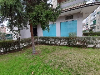 Local comercial en C/ Zaida, Madrid 3