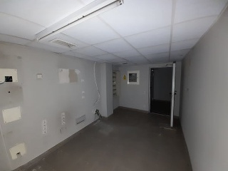 Local comercial en C/ Zaida, Madrid 10