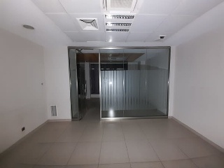 Local comercial en C/ Zaida, Madrid 11