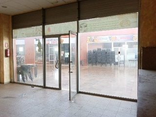 Local en CC. Almenara Av. del Decano, Punta Umbría (Huelva) 2