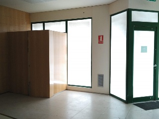Local comercial en Pz Folch Ramón - Bellpuig - Lleida 2