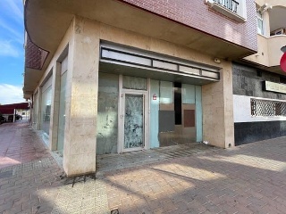 Local en C/ San Cayetano 3