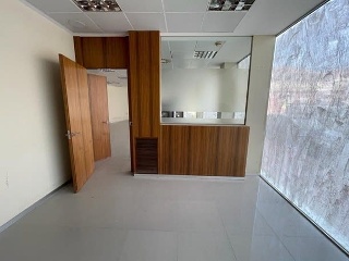 Local en C/ San Cayetano 11