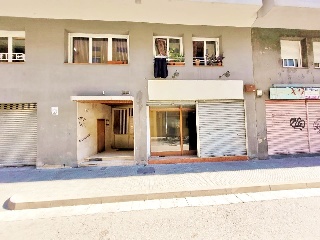 Local comercial en C/ Doctor Ferrán - Salt - Girona        3