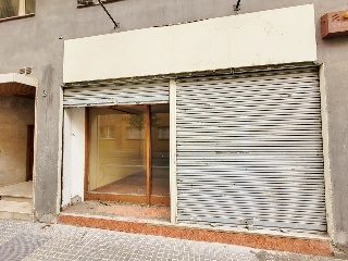 Local comercial en C/ Doctor Ferrán - Salt - Girona        5