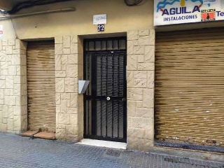 Local en C/ Mila Fontanals - Santa Coloma de Gramenet - Barcelona  2