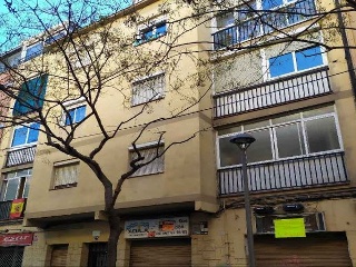 Local en C/ Mila Fontanals - Santa Coloma de Gramenet - Barcelona  3