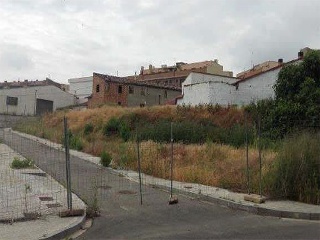 Suelo en C/ Alfarería - Monzón - Huesca - 7
