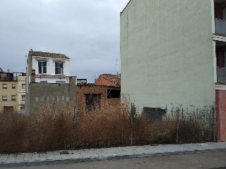 Suelo en C/ Alfarería - Monzón - Huesca - 6