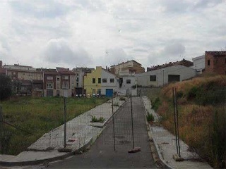 Suelo en C/ Alfarería - Monzón - Huesca - 8