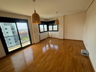 Piso con garajes en C/ Berga - Terrassa - Barcelona 3