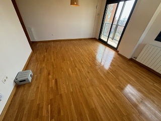 Piso con garajes en C/ Berga - Terrassa - Barcelona 6