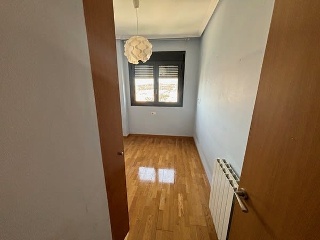 Piso con garajes en C/ Berga - Terrassa - Barcelona 9