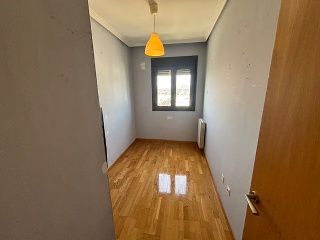 Piso con garajes en C/ Berga - Terrassa - Barcelona 10