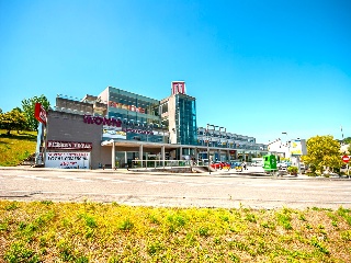 Otros en venta en Brión de 1490  m²