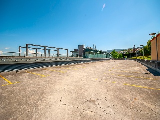 CENTRO COMERCIAL MONTE BALADO 36