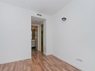 Piso y Garajes en C/ Saragossa, Barcelona 8