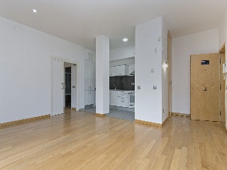 Piso en Av Gaudí 4