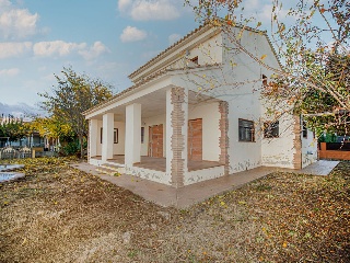 Chalet pareado en C/ Mossen Cinto Verdaguer 2