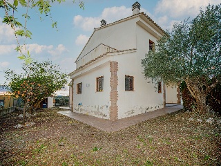 Chalet pareado en C/ Mossen Cinto Verdaguer 34