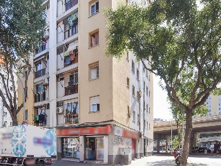Pisos banco Badalona