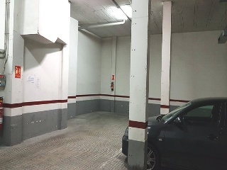 Plaza de garaje en C/ Antoni Fabra i Ribas - Reus - Tarragona 4