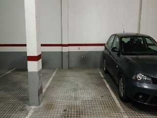Plaza de garaje en C/ Antoni Fabra i Ribas - Reus - Tarragona 5