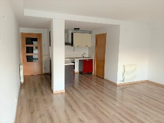 Piso en C/ Sant Jaume, Sant Jaume de Llierca (Girona) 4