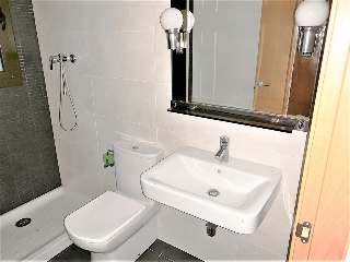Piso en C/ Sant Jaume, Sant Jaume de Llierca (Girona) 12