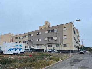 Piso en venta en Roquetas De Mar de 148  m²