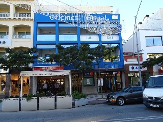 Local en venta en Castell-platja D'aro de 108  m²