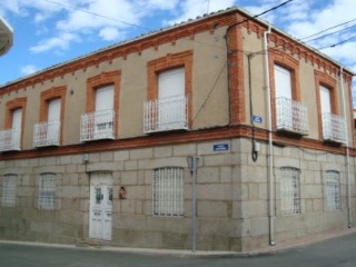Unifamiliar en venta en Muñana de 265  m²