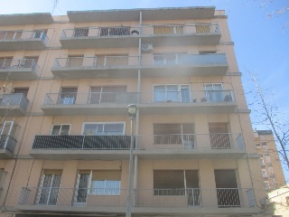 Piso en venta en Figueres de 92  m²