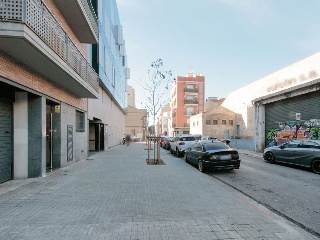 Edificio de viviendas y garajes en C/ Sant Ferrán - Sabadell - Barcelona 5