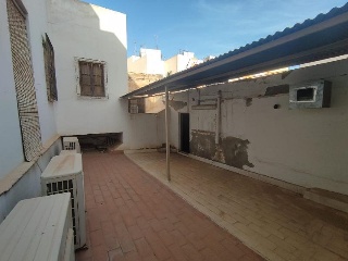 Local comercial en C/ Granada - Almería - 15