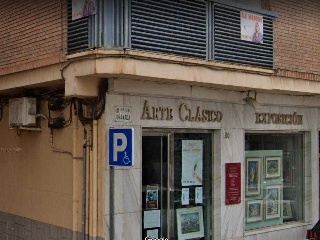 Local comercial en C/ Granada - Almería - 19