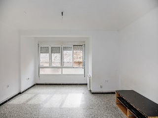 Piso en C/ Montseny, Girona 2