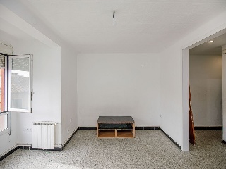 Piso en C/ Montseny, Girona 3