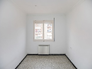 Piso en C/ Montseny, Girona 9