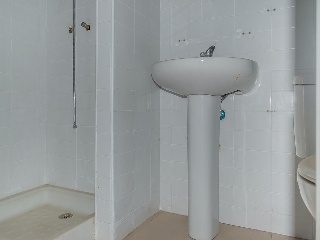 Piso en C/ Clara Campoamor - Albacete - 13