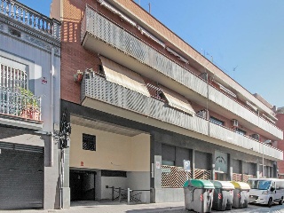 Pisos banco Badalona