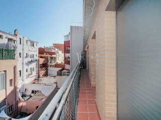 Pisos, dúplex y garajes en C/ Rafael de Casanovas, Badalona (Barcelona) 14