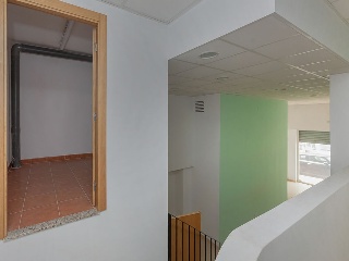 02406-0001 35