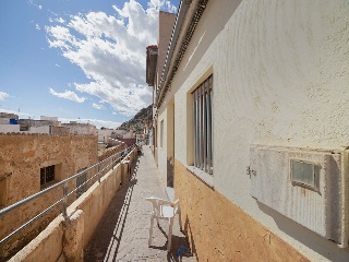 Casa adosada en C/ Bruno 23