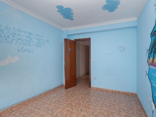 00901-0001 32