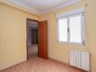 00901-0001 38
